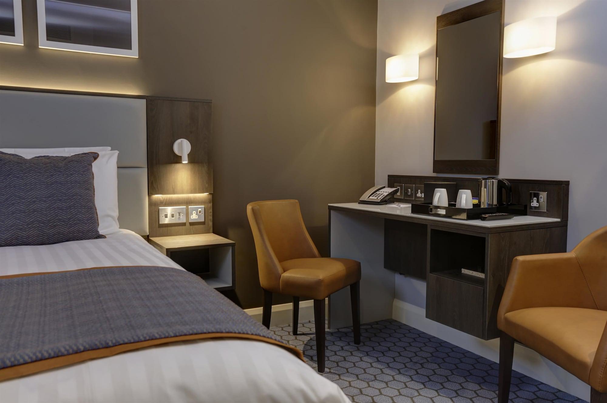 Best Western Plus Vauxhall Hotel Londen Buitenkant foto