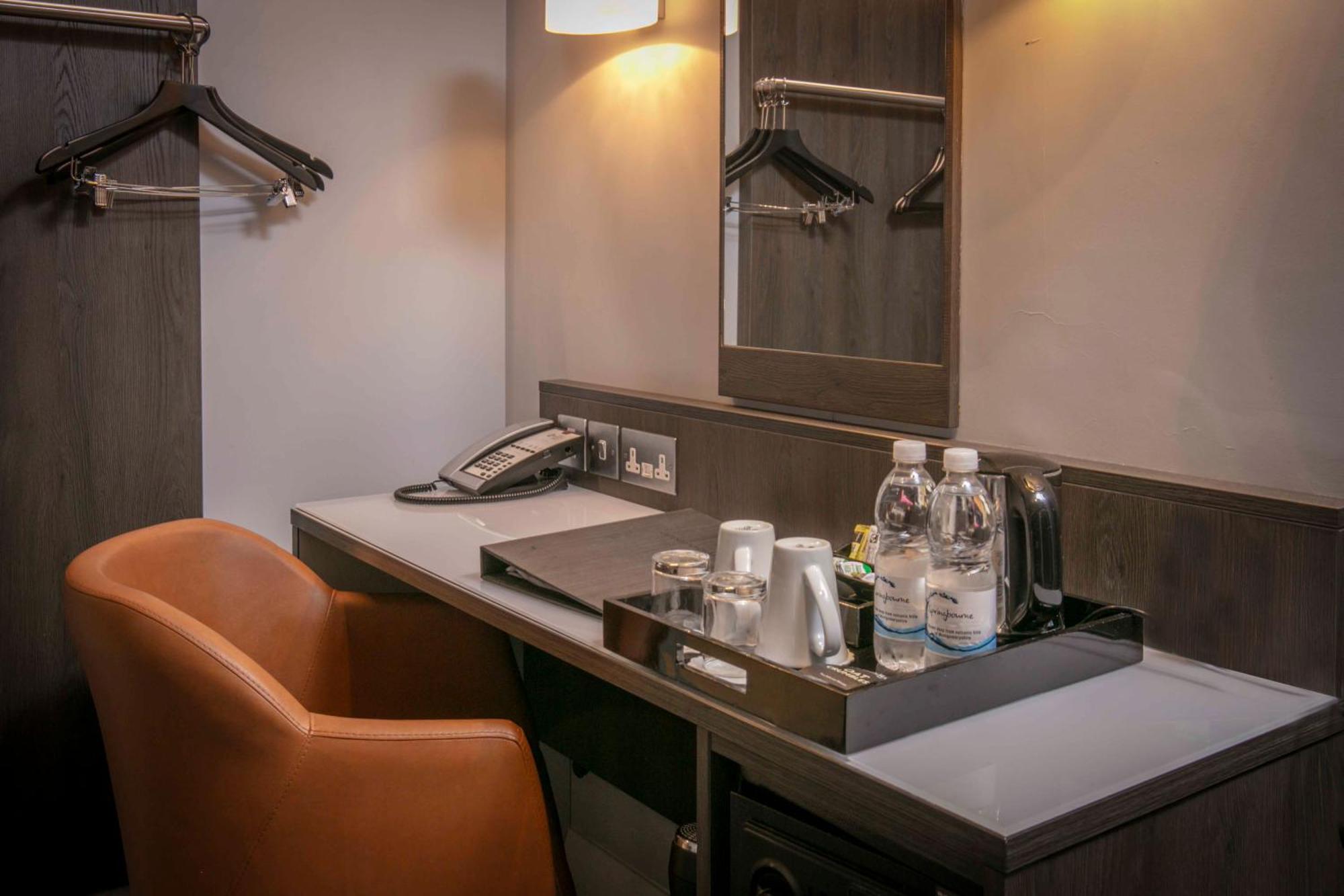 Best Western Plus Vauxhall Hotel Londen Buitenkant foto