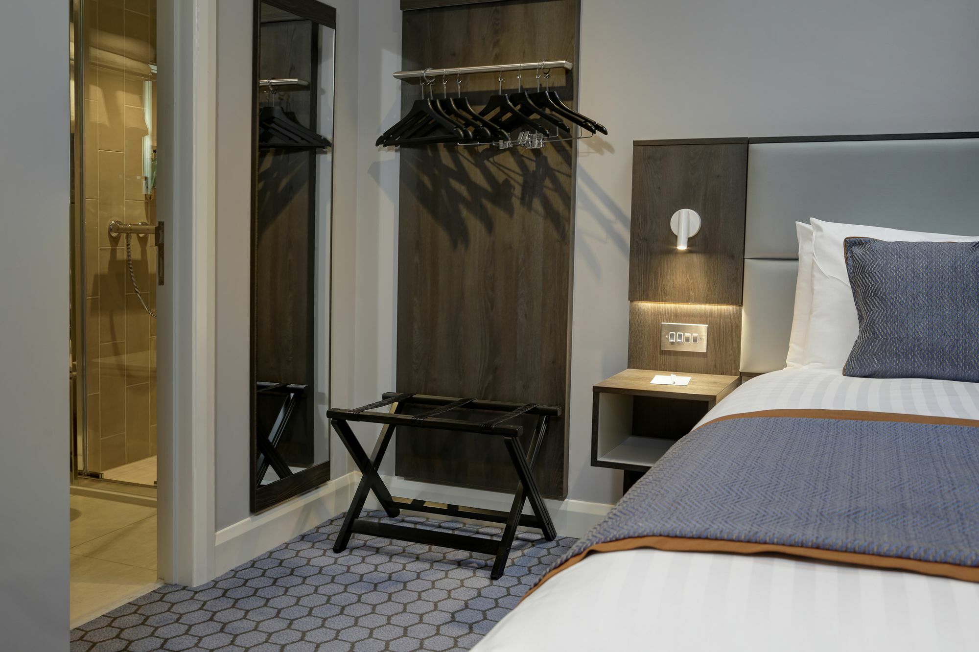 Best Western Plus Vauxhall Hotel Londen Buitenkant foto